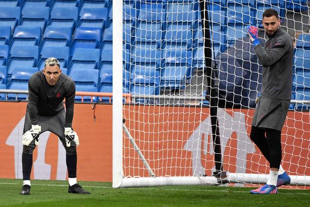 曼联11月最佳候选：奥纳纳、马兹拉维、迪亚洛