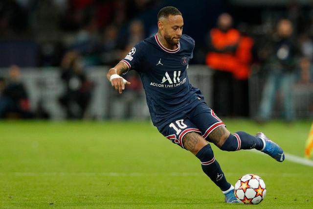 瓜帅执教千场里程碑大战利物浦 数据:曼城赢球